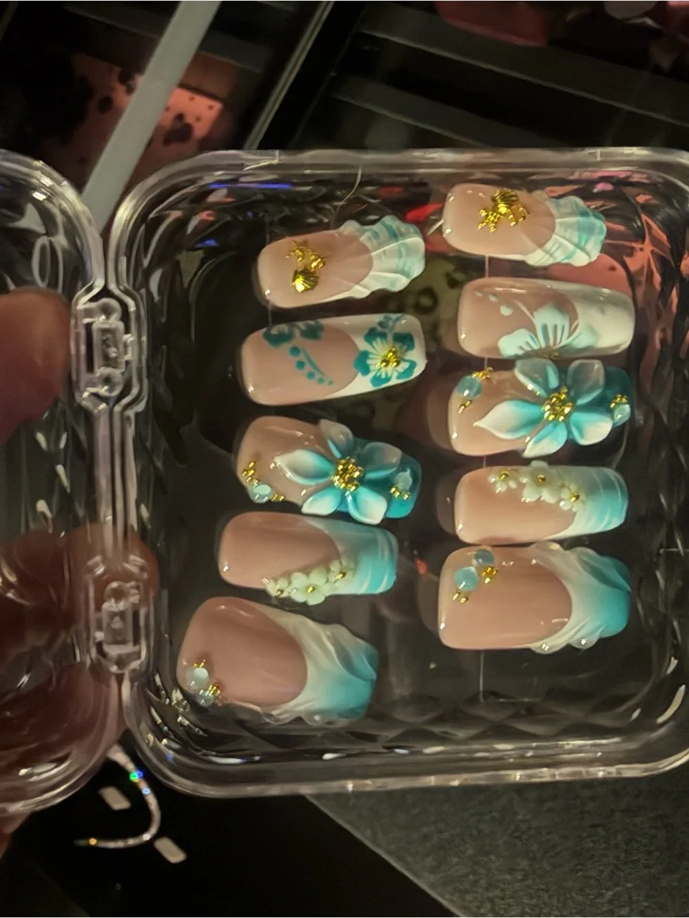 Younique Ombre Aqua & White Floral Press-On Nail Set with Gold Accents